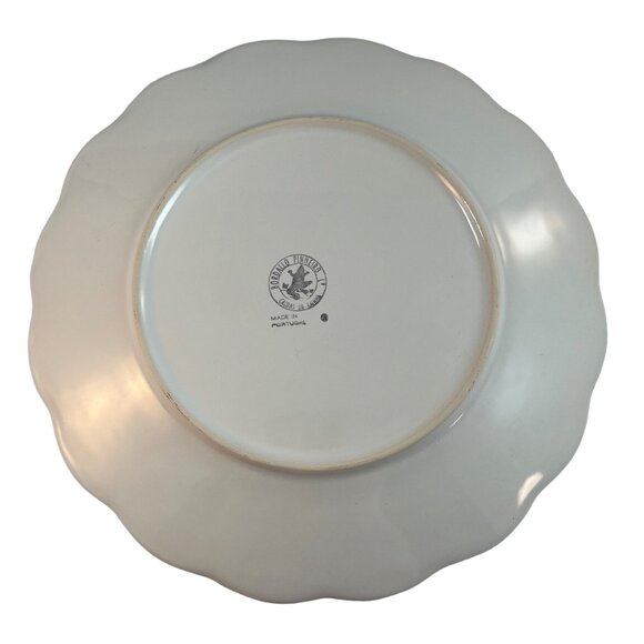 Bordallo Pinheiro Ingrid Cream Dinner Plates Lot of 2 Portugal - Picture 11 of 12